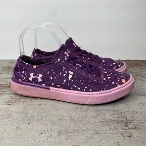 Under Armour Purple Athletic shoes y 4 w 6
